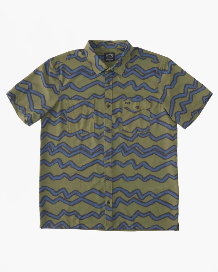Billabong ADiv Surftrek Perf Short Sleeve Shirt Dark Olive Men Shirts Billabong ADiv Surftrek Perf Short Sleeve Shirt Dark Olive Men Shirts