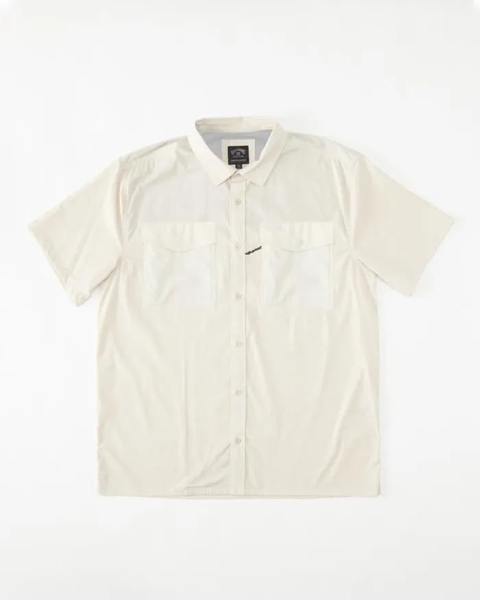 Billabong ADiv Surftrek Tech UPF 50 Short Sleeve Shirt Chino Men Shirts Billabong ADiv Surftrek Tech UPF 50 Short Sleeve Shirt Chino Men Shirts
