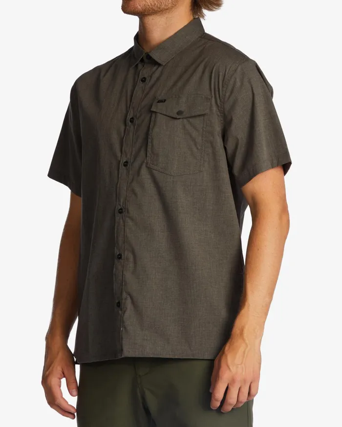 Billabong ADiv Surftrek Tech UPF 50 Short Sleeve Shirt Pewter Men Shirts Billabong ADiv Surftrek Tech UPF 50 Short Sleeve Shirt Pewter Men Shirts