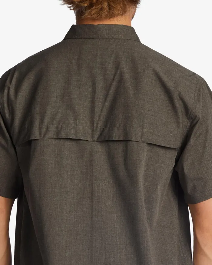 Billabong ADiv Surftrek Tech UPF 50 Short Sleeve Shirt Pewter Men Shirts Billabong ADiv Surftrek Tech UPF 50 Short Sleeve Shirt Pewter Men Shirts