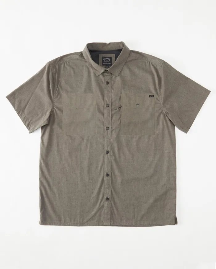 Billabong ADiv Surftrek Tech UPF 50 Short Sleeve Shirt Pewter Men Shirts Billabong ADiv Surftrek Tech UPF 50 Short Sleeve Shirt Pewter Men Shirts
