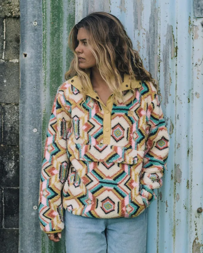 Billabong ADiv Switchback Pullover Mock Neck Sweatshirt Olive It Women Hoodies and Fleece Billabong ADiv Switchback Pullover Mock Neck Sweatshirt Olive It Women Hoodies and Fleece