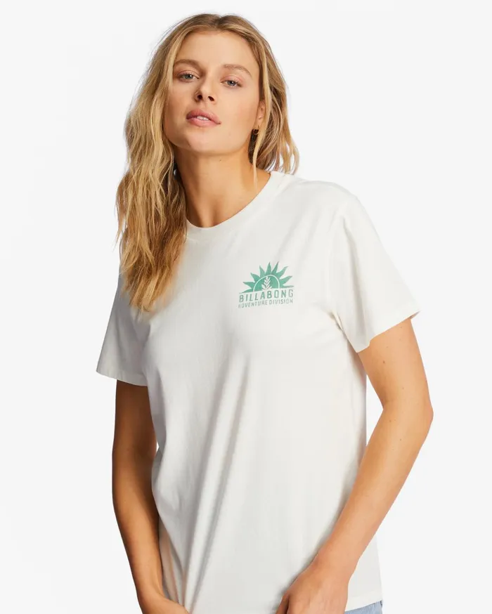 Billabong ADiv Tee Short Sleeve UPF 50 TShirt Fresh Powder Women Graphic Tees and Tanks Billabong ADiv Tee Short Sleeve UPF 50 TShirt Fresh Powder Women Graphic Tees and Tanks