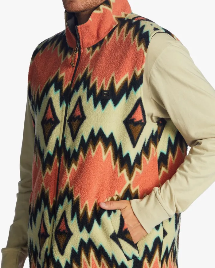 Billabong ADiv Trail Reversible FullZip Vest Raven Men Jackets Billabong ADiv Trail Reversible FullZip Vest Raven Men Jackets