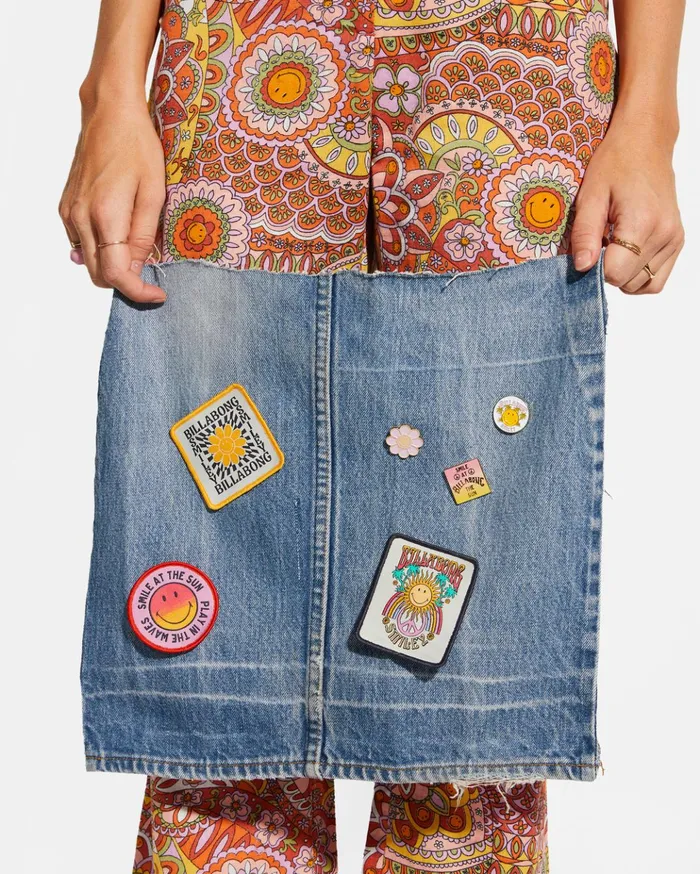Billabong Billabong X Smiley Patch And Pins Assorted Stickers Assorted Women Other Accessories Billabong Billabong X Smiley Patch And Pins Assorted Stickers Assorted Women Other Accessories
