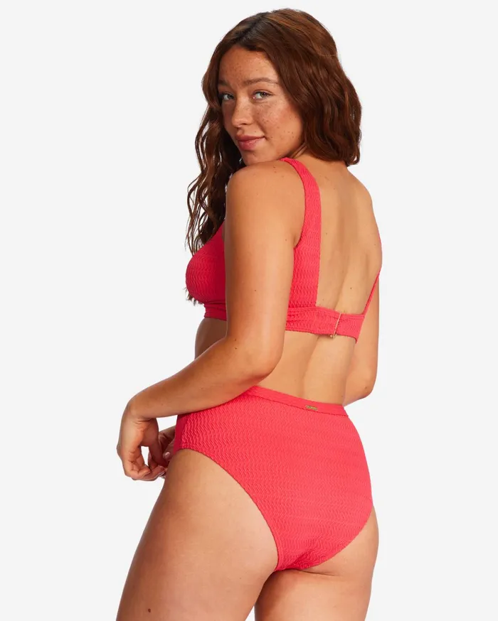 Billabong Chasing Tides Elliot Tank Bikini Top Fuego Women Bikini Tops Billabong Chasing Tides Elliot Tank Bikini Top Fuego Women Bikini Tops
