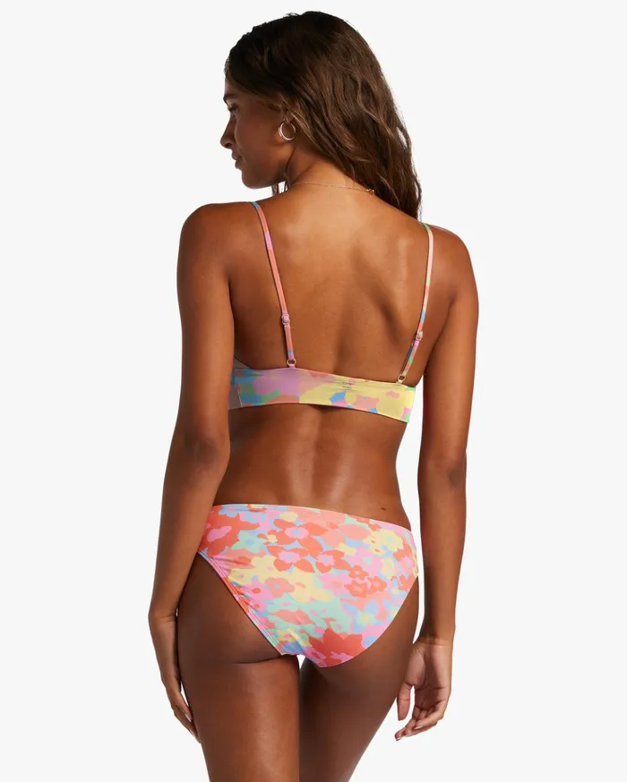 Billabong Coast Is Clear Lowrider Medium Bikini Bottoms Multi Women Bikini Bottoms Billabong Coast Is Clear Lowrider Medium Bikini Bottoms Multi Women Bikini Bottoms