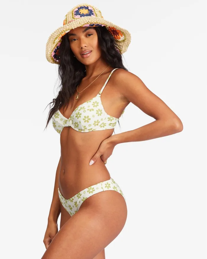 Billabong Daisy Chain Tropic Bikini Bottoms Salt Crystal Women Bikini Bottoms Billabong Daisy Chain Tropic Bikini Bottoms Salt Crystal Women Bikini Bottoms