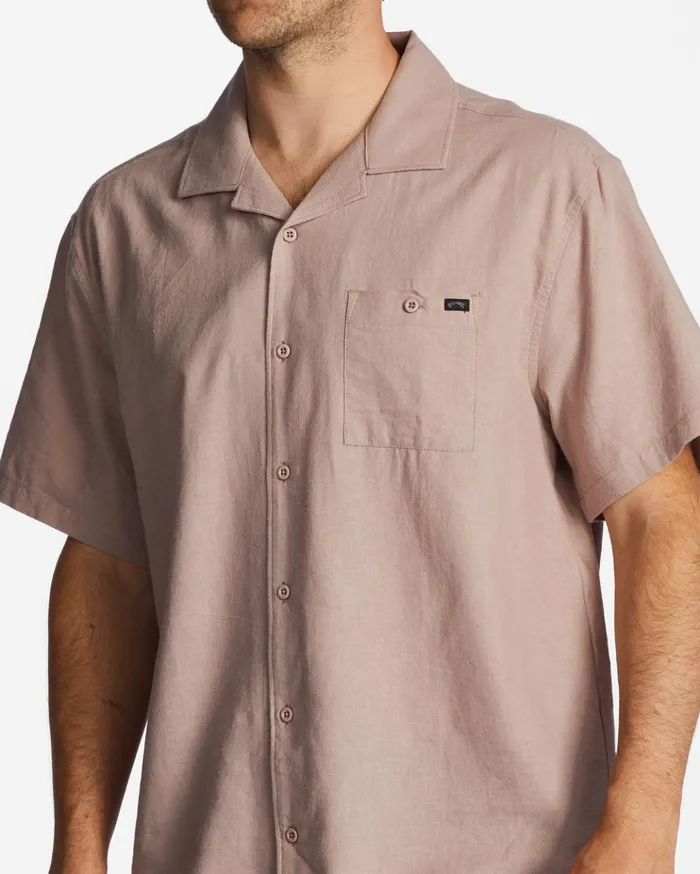 Billabong Hemp Vacay Short Sleeve Shirt Dusty Lilac Men Shirts Billabong Hemp Vacay Short Sleeve Shirt Dusty Lilac Men Shirts