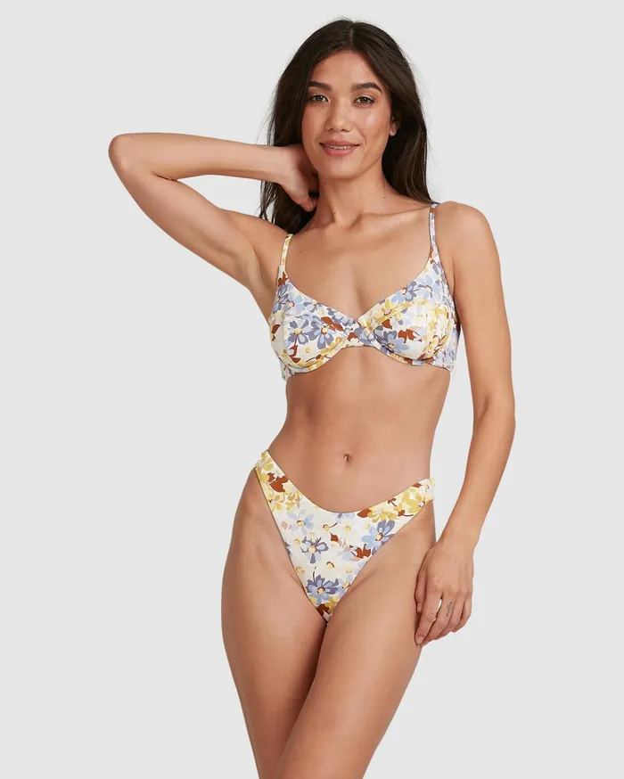 Billabong Hula Moon Nova Bra Bikini Top White Women Bikini Tops Billabong Hula Moon Nova Bra Bikini Top White Women Bikini Tops