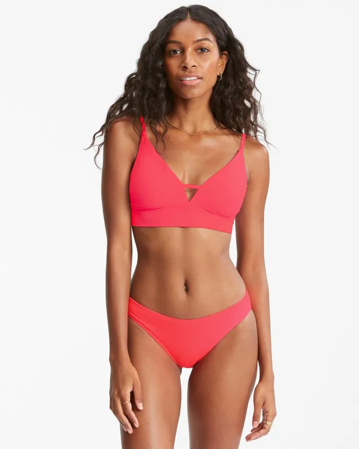 Billabong Sol Searcher VNeck Cami Bikini Top Coral Dream Women Bikini Tops Billabong Sol Searcher VNeck Cami Bikini Top Coral Dream Women Bikini Tops