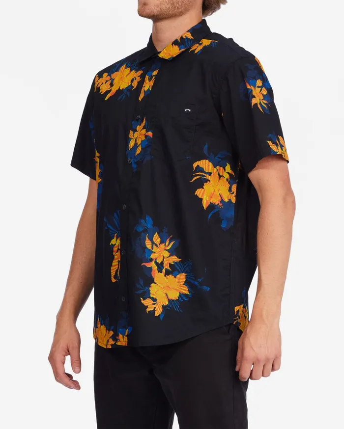 Billabong Sundays Floral Short Sleeve Shirt Black Floral Men Shirts Billabong Sundays Floral Short Sleeve Shirt Black Floral Men Shirts