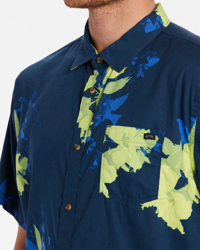 Billabong Sundays Floral Short Sleeve Shirt Midnight Men Shirts Billabong Sundays Floral Short Sleeve Shirt Midnight Men Shirts