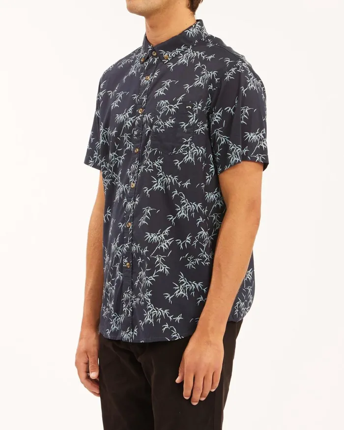 Billabong Sundays Mini Short Sleeve Shirt Navy Men Shirts Billabong Sundays Mini Short Sleeve Shirt Navy Men Shirts
