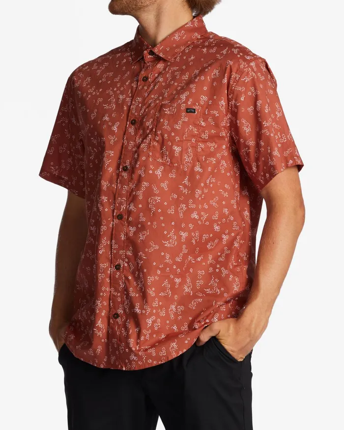 Billabong Sundays Mini Short Sleeve Shirt Red Clay Men Shirts Billabong Sundays Mini Short Sleeve Shirt Red Clay Men Shirts