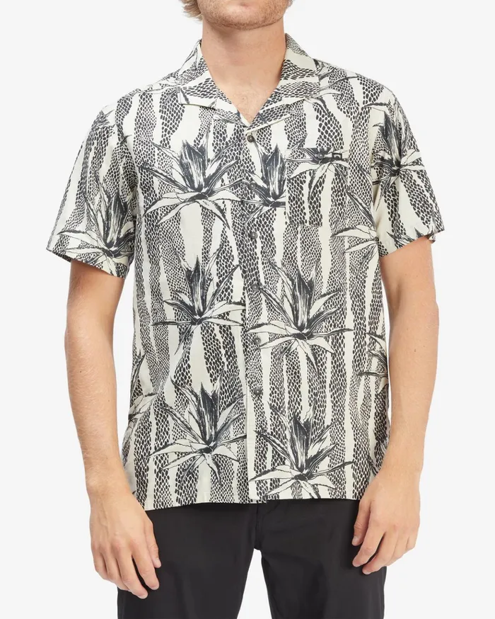 Billabong Sundays Vacay Short Sleeve Shirt Chino Men Shirts