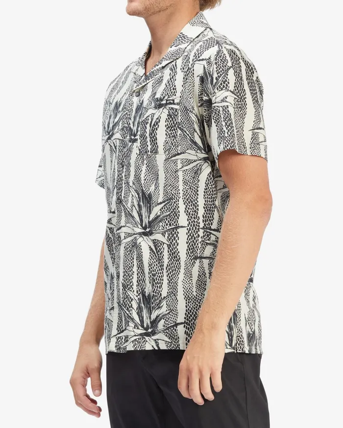 Billabong Sundays Vacay Short Sleeve Shirt Chino Men Shirts Billabong Sundays Vacay Short Sleeve Shirt Chino Men Shirts
