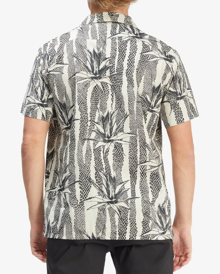 Billabong Sundays Vacay Short Sleeve Shirt Chino Men Shirts Billabong Sundays Vacay Short Sleeve Shirt Chino Men Shirts