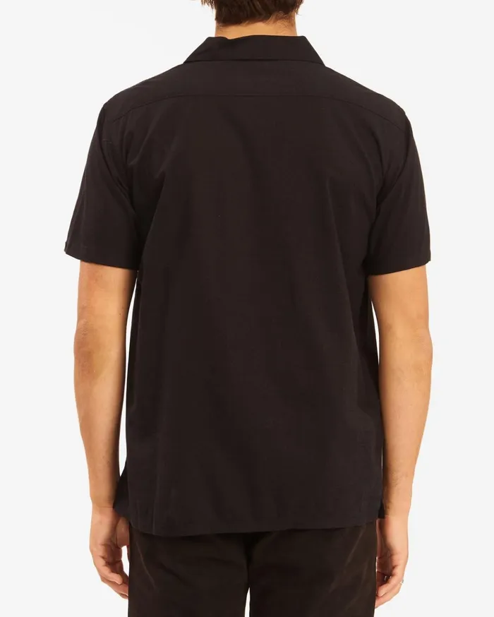 Billabong Sundays Vacay Short Sleeve Shirt Stealth Men Shirts Billabong Sundays Vacay Short Sleeve Shirt Stealth Men Shirts