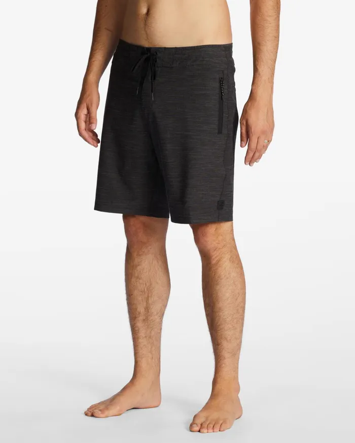 Billabong Surftrek Lo Tide 18quot Boardshorts Black Men Solid Boardshorts Billabong Surftrek Lo Tide 18quot Boardshorts Black Men Solid Boardshorts