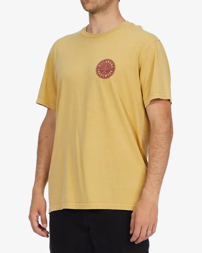 Billabong Trademark Wave Washed Short Sleeve TShirt Straw Men TShirts Billabong Trademark Wave Washed Short Sleeve TShirt Straw Men TShirts