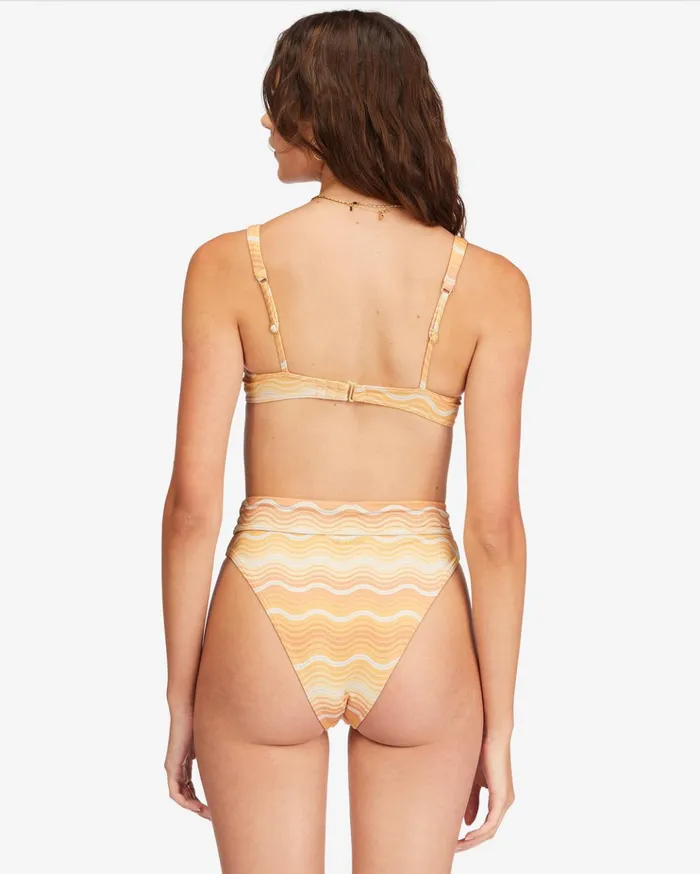 Billabong Wave Hello Underwire Bikini Top Multi Women Bikini Tops Billabong Wave Hello Underwire Bikini Top Multi Women Bikini Tops