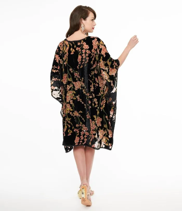 Black and Pink Velvet Blossom Kimono ClothingPlus Unique Vintage Jackets