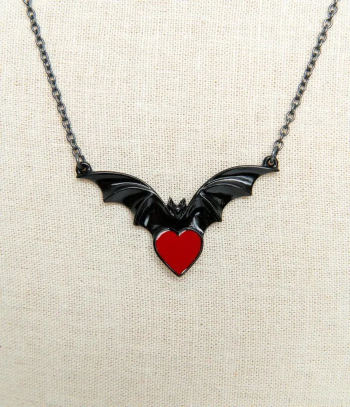 Black and Red Sombre Desir Necklace Accessories Unique Vintage Necklaces
