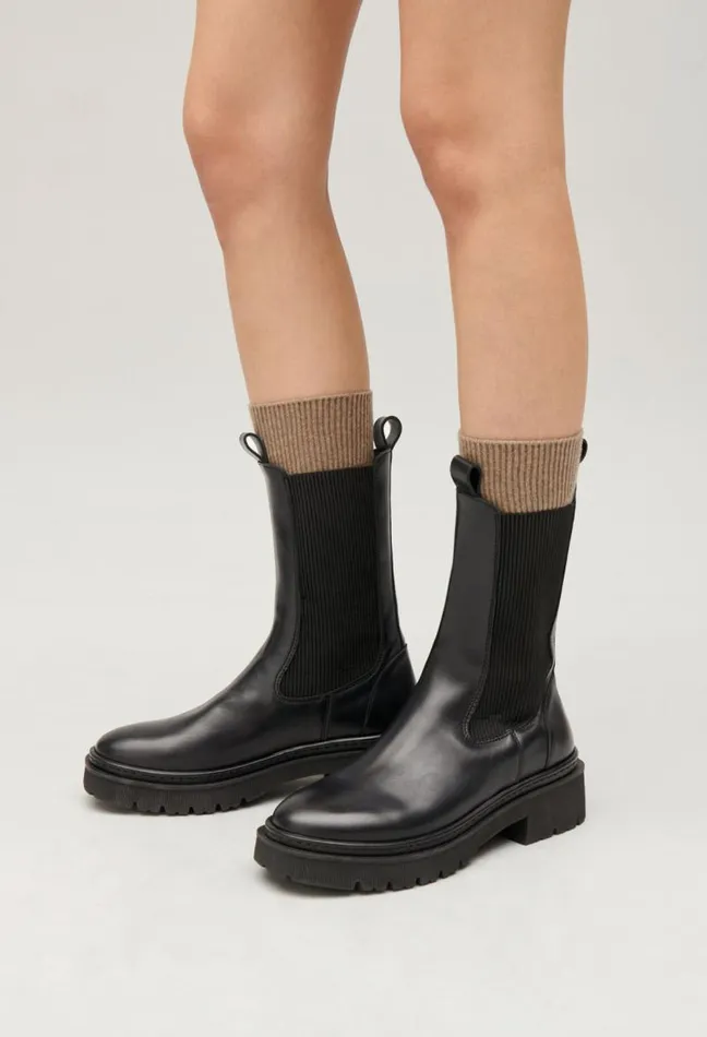 Claudie Pierlot Black Leather Chelsea Boots Shoes Ankle Boots