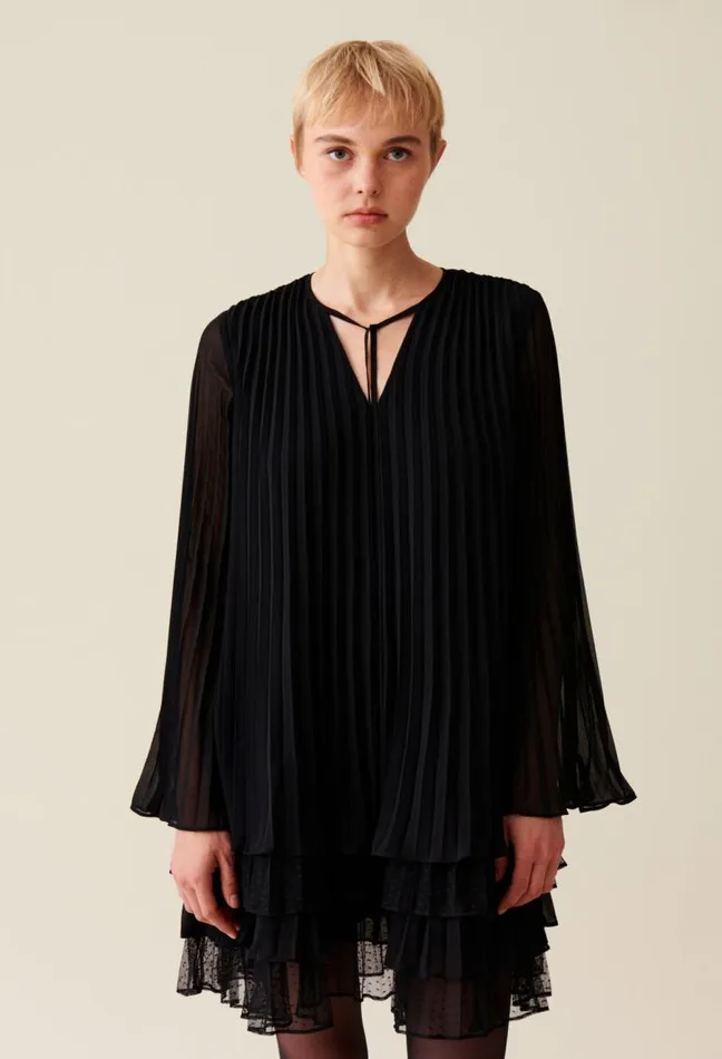 Claudie Pierlot Black Ruffled Short Dress Clothes Dresses