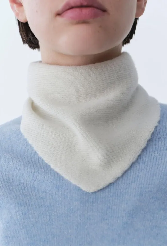 Claudie Pierlot Cashmere Knit Scarf Accessories Scarves Hats And Gloves Claudie Pierlot Cashmere Knit Scarf Accessories Scarves Hats And Gloves