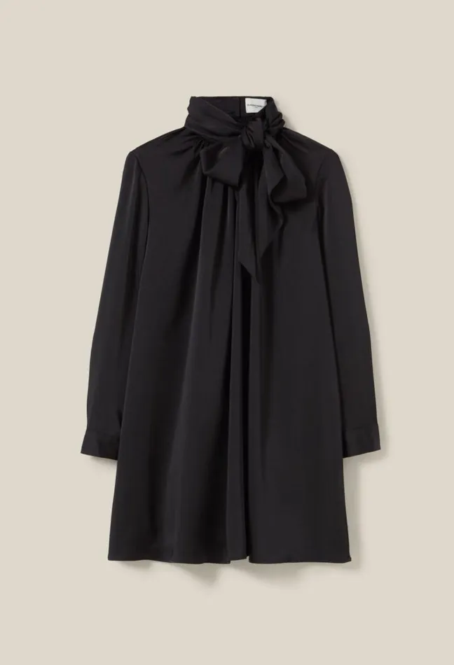 Claudie Pierlot Flowing Dress With Black Bow Collar Clothes Dresses