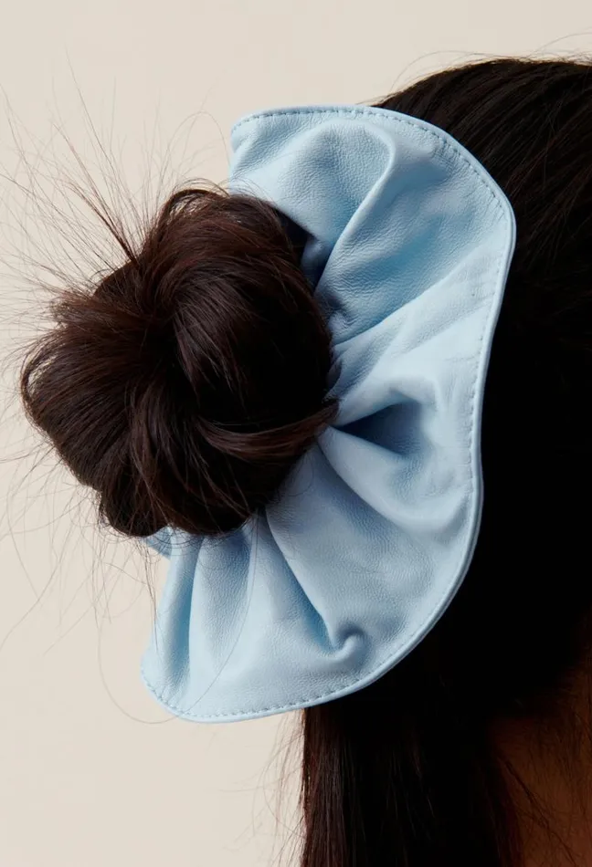 Claudie Pierlot Leather Scrunchie With Topstitching Accessories Jewellery And Scrunchies