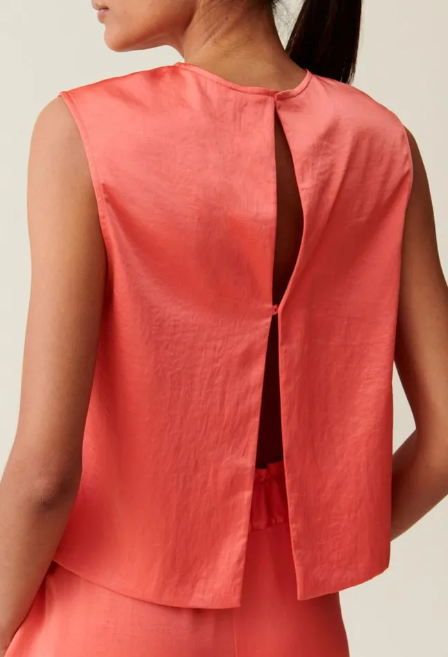 Claudie Pierlot Sleeveless Top With Open Back Clothes Tops And Shirts