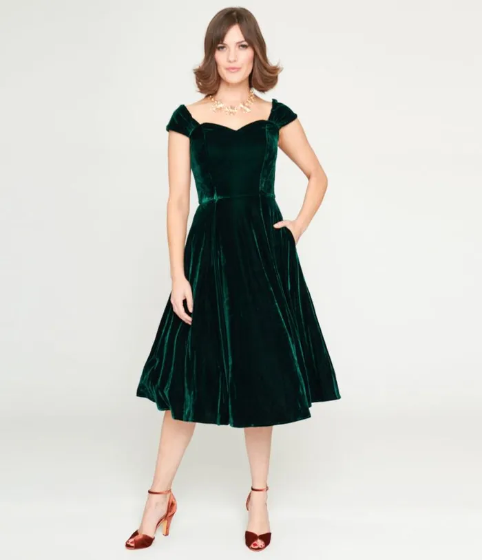 Collectif Green Velvet Karin Swing Dress Dresses Unique Vintage Swing