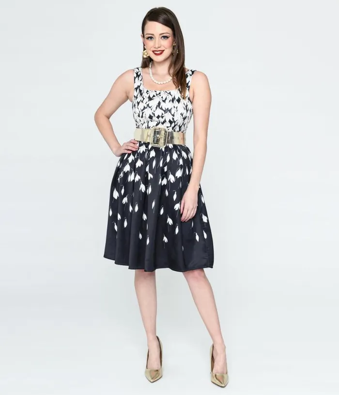 Dolly and Dotty Black and White Snowdrop Floral Swing Dress DressesPlus Unique Vintage Pocket Dresses Dolly and Dotty Black and White Snowdrop Floral Swing Dress DressesPlus Unique Vintage Pocket Dresses