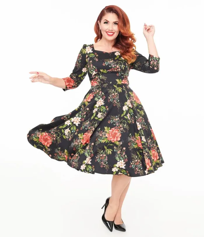 Hearts and Roses Winter Floral Isla Swing Dress Dresses Unique Vintage Swing