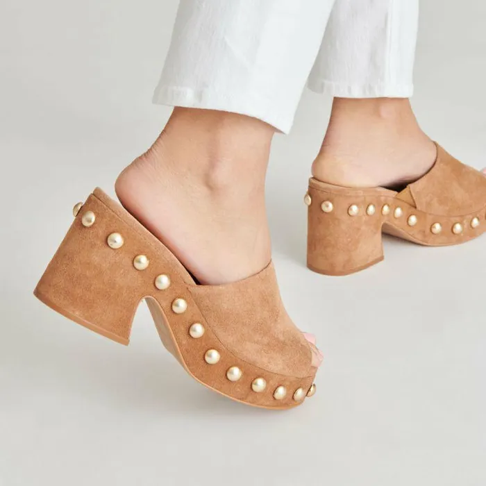 Heels Shop Dolce Vita Glori Heels Pecan Suede Pecan Suede