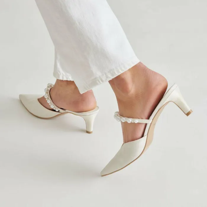 Heels Shop Dolce Vita Kanika Pearl Mid Heels Vanilla Pearls Vanilla Pearls