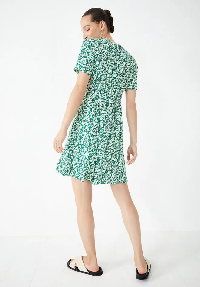 Hush Dresses Women Ashley Tea Dress Leafy Floral Green Hush Dresses Women Ashley Tea Dress Leafy Floral Green