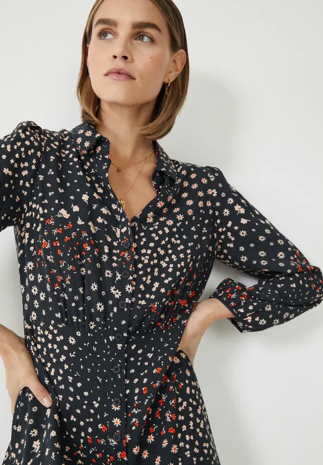 Hush Dresses Women Millie Midi Shirt Dress Floral Patchwork Navy Hush Dresses Women Millie Midi Shirt Dress Floral Patchwork Navy