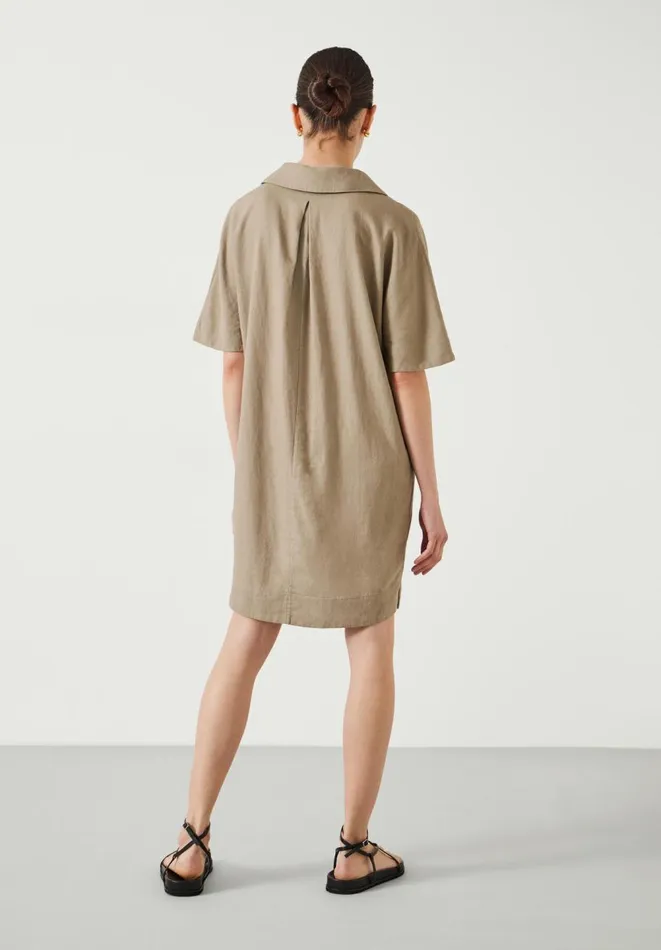 Hush Dresses Women Orla Mini Linen Polo Dress Beige Hush Dresses Women Orla Mini Linen Polo Dress Beige