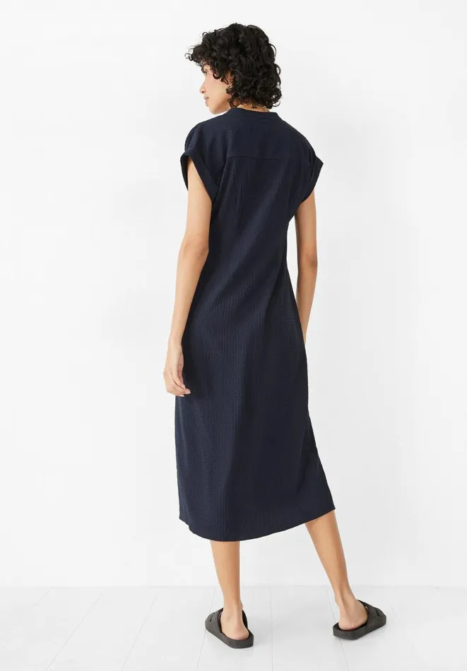 Hush Dresses Women Textured Posy Midi Dress Midnight Hush Dresses Women Textured Posy Midi Dress Midnight