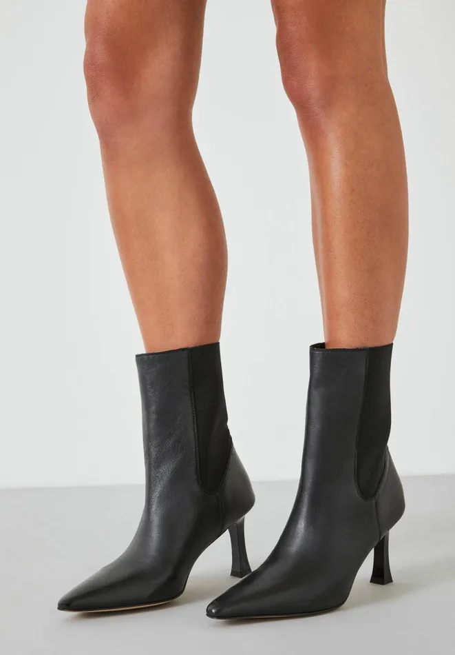 Hush Heels Women Leather Chelsea Stiletto Boots Black Hush Heels Women Leather Chelsea Stiletto Boots Black
