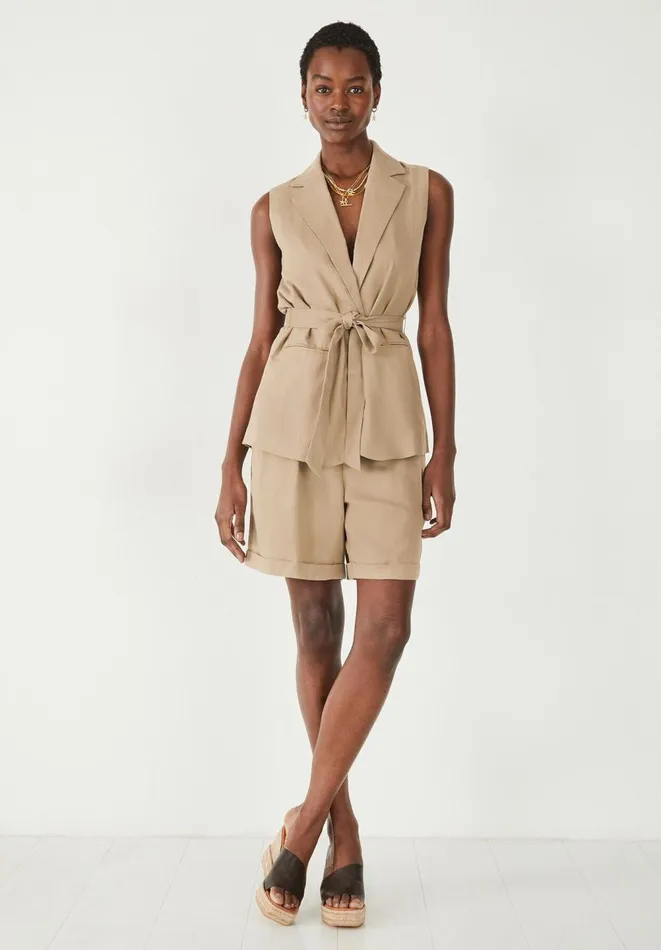 Hush Jackets and Coats Women Jolean Sleeveless Blazer Caramel Hush Jackets and Coats Women Jolean Sleeveless Blazer Caramel