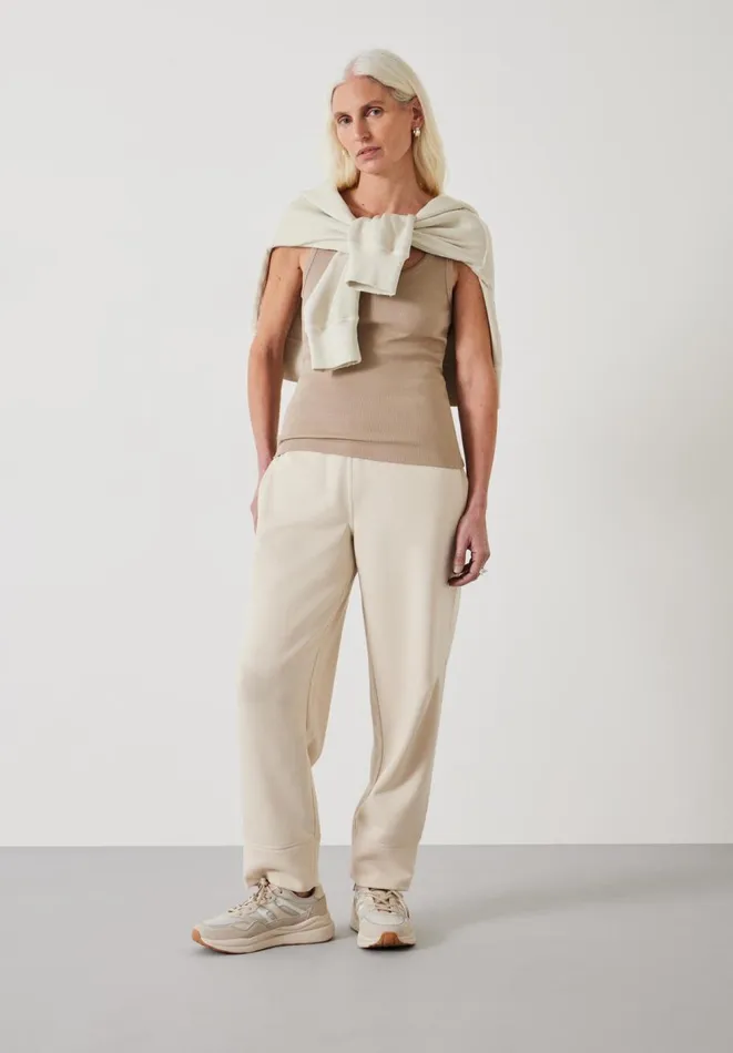 Hush Joggers and Leggings Women Paxton Barrel Leg Jersey Trousers Perfectly Pale Hush Joggers and Leggings Women Paxton Barrel Leg Jersey Trousers Perfectly Pale