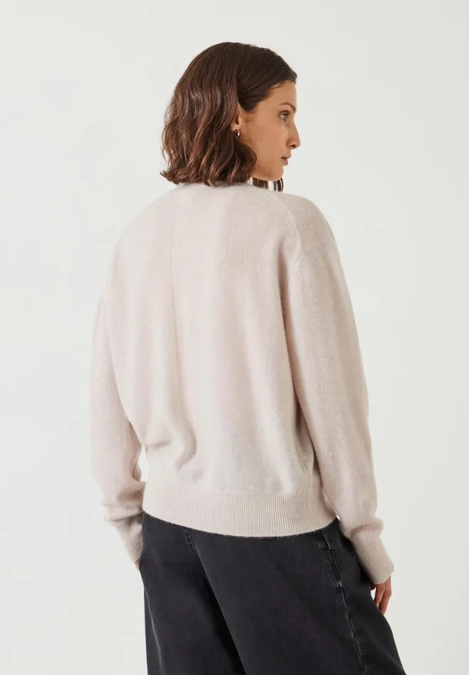 Hush Jumpers and Cardigans Women Scarlett Cashmere VNeck Jumper Neutral Hush Jumpers and Cardigans Women Scarlett Cashmere VNeck Jumper Neutral