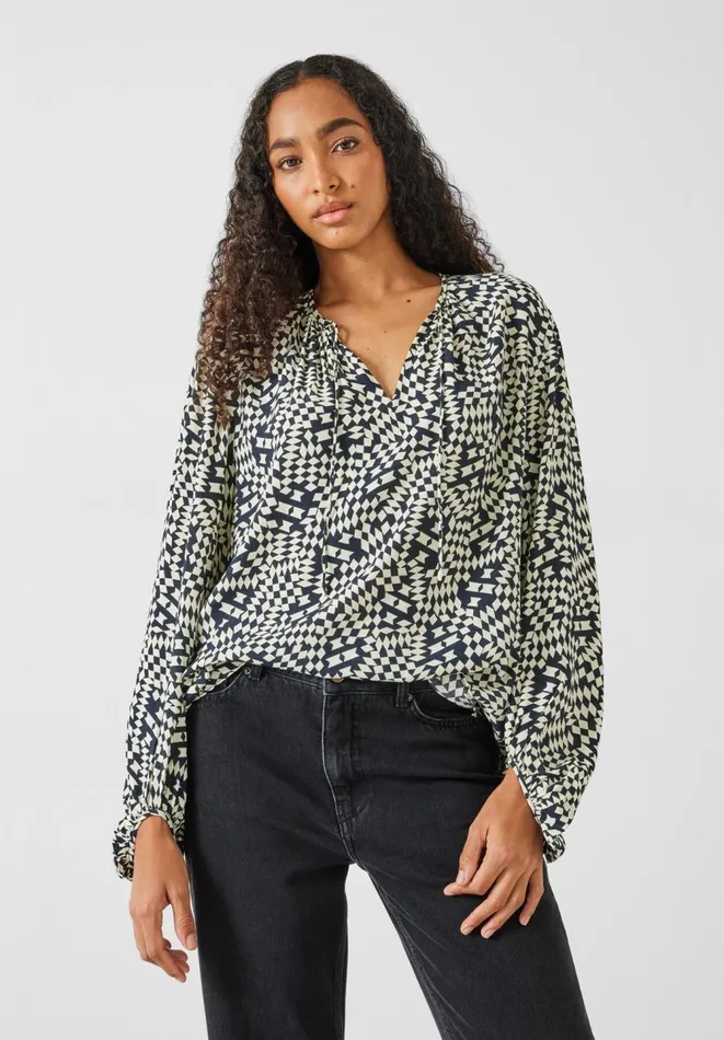 Hush Shirts and Blouses Women Hartley Gathered Sleeve Printed Top Mini Geo Black Hush Shirts and Blouses Women Hartley Gathered Sleeve Printed Top Mini Geo Black