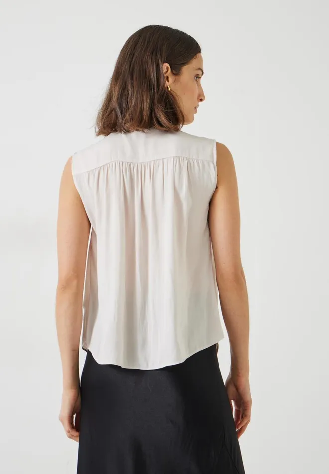 Hush Shirts and Blouses Women Kyla VNeck Blouse Pale Mauve Hush Shirts and Blouses Women Kyla VNeck Blouse Pale Mauve