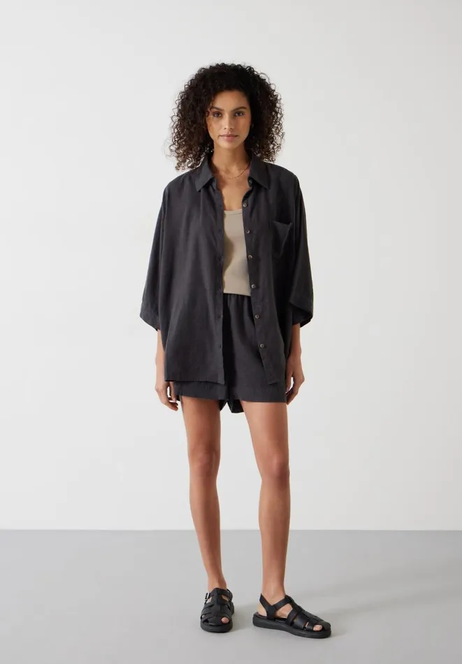 Hush Shirts and Blouses Women Lana Linen Blend Shirt Washed Black Hush Shirts and Blouses Women Lana Linen Blend Shirt Washed Black